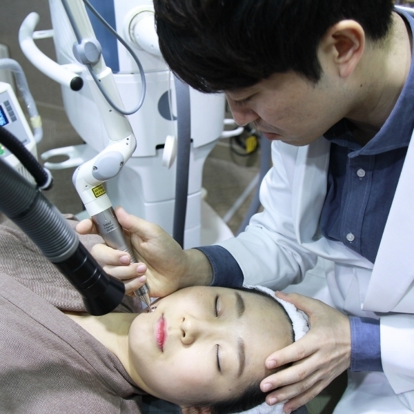 레이저 토닝